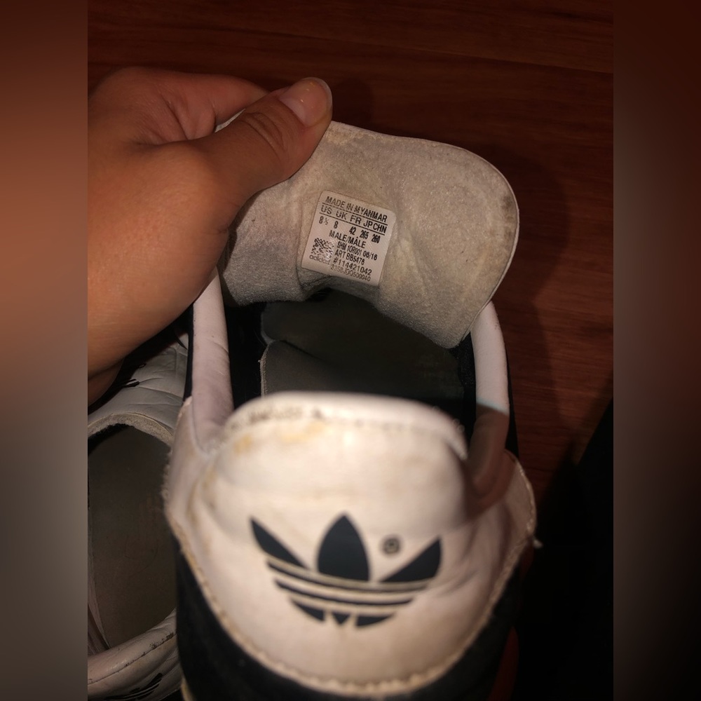 Thrashed Adidas Gazelles 8.5 Mens 🛹 - Picture 2 of 7